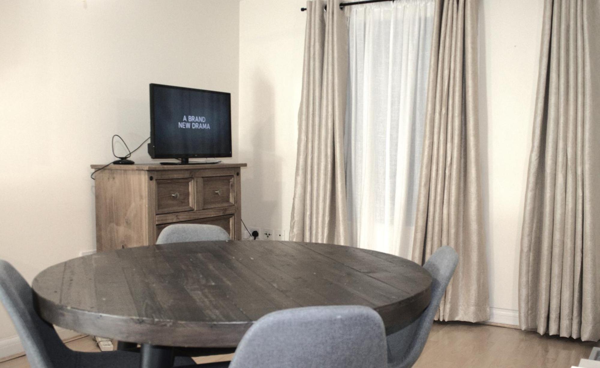 Апартаменты Spacious 2Br Flat In Central London Near Elephant And Castle Station Экстерьер фото