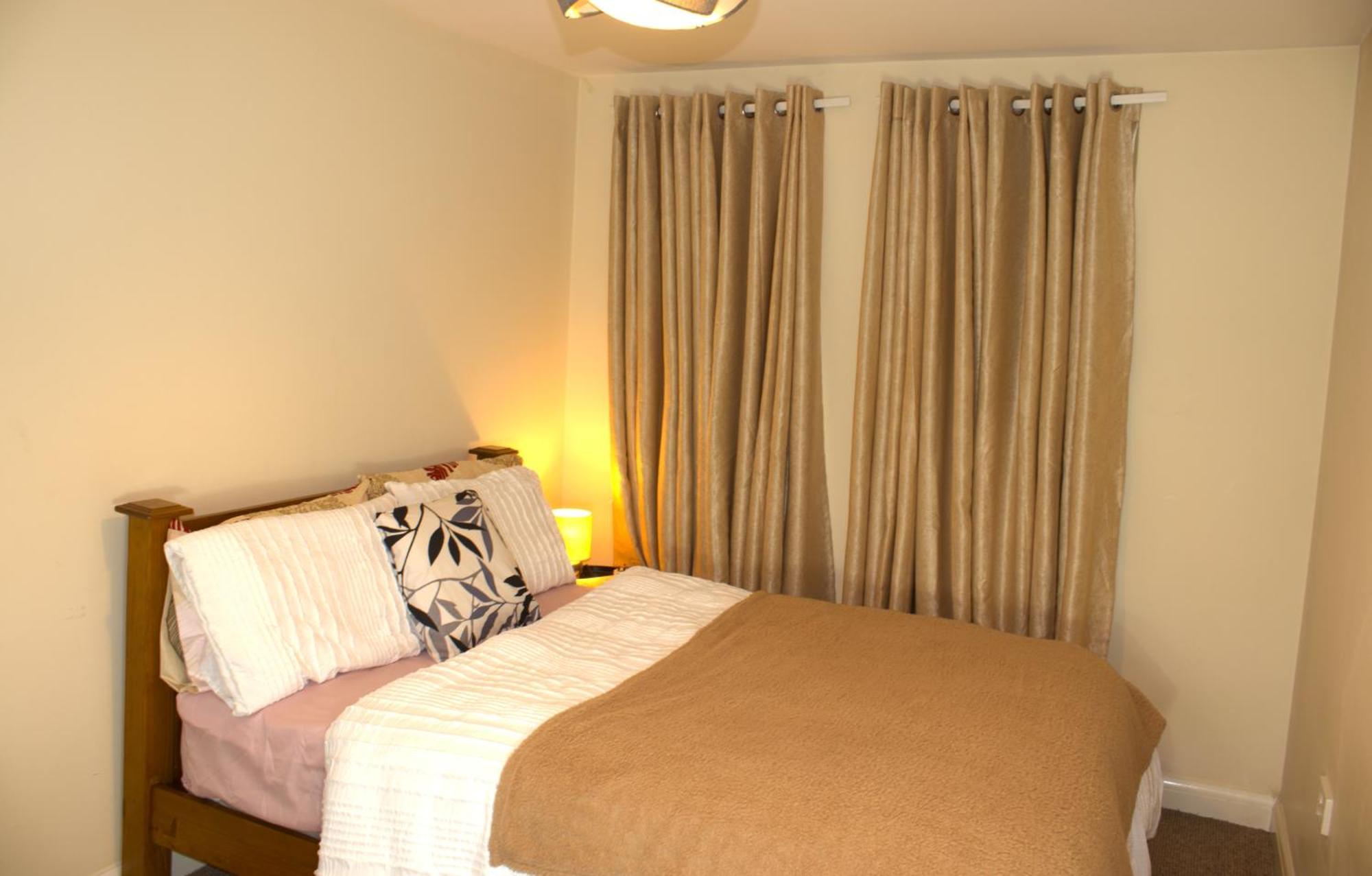 Апартаменты Spacious 2Br Flat In Central London Near Elephant And Castle Station Экстерьер фото